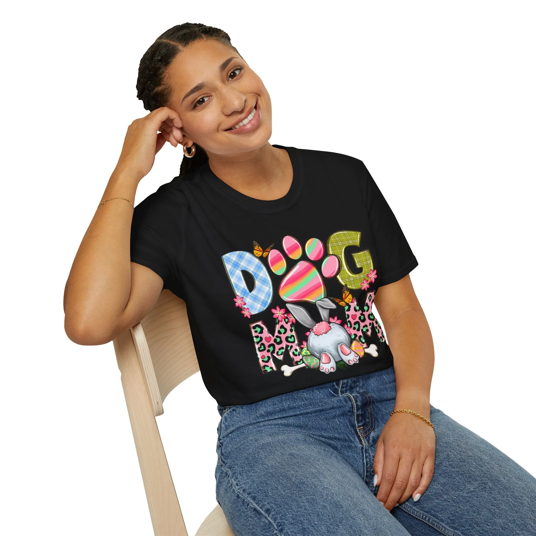 Dog Mom Floral Graphic T-Shirt - Softstyle Unisex Tee