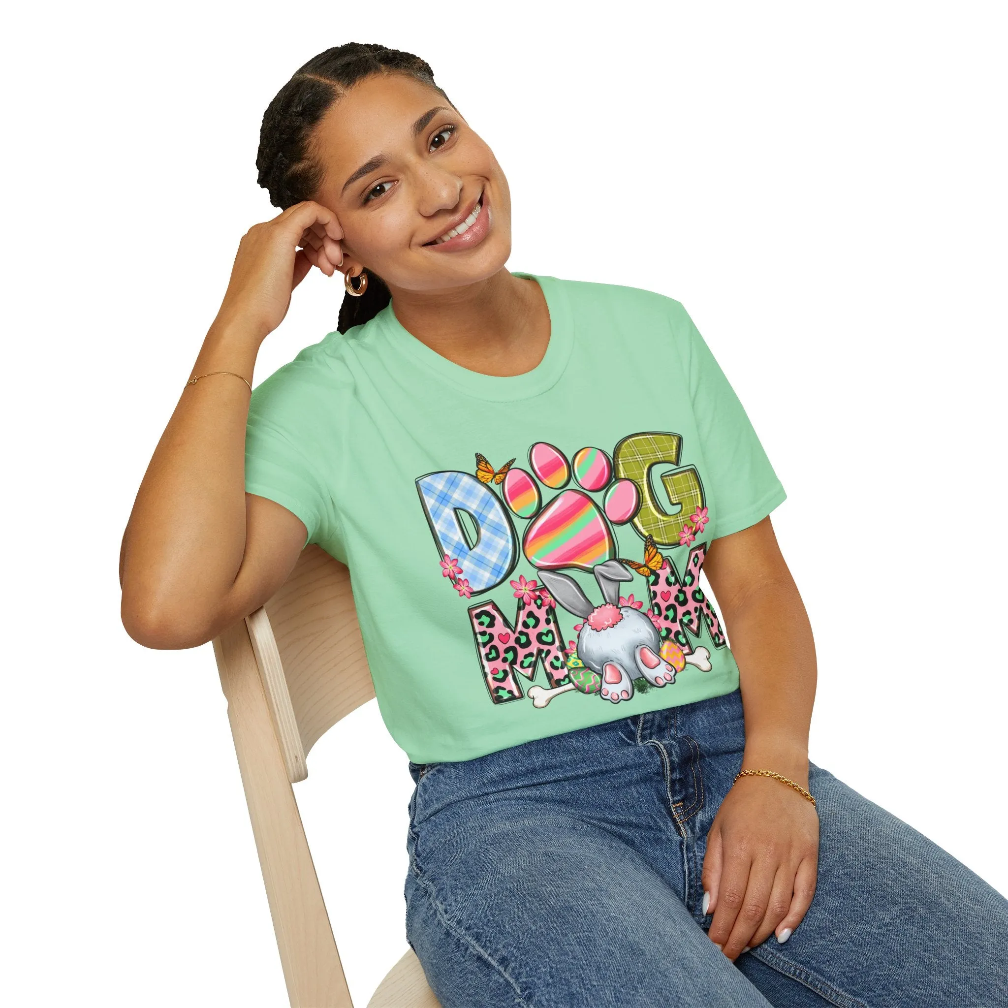 Dog Mom Floral Graphic T-Shirt - Softstyle Unisex Tee