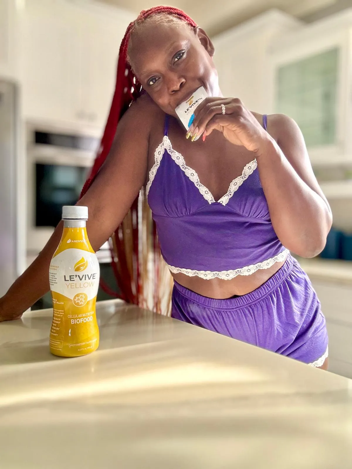 Le'Vive Yellow