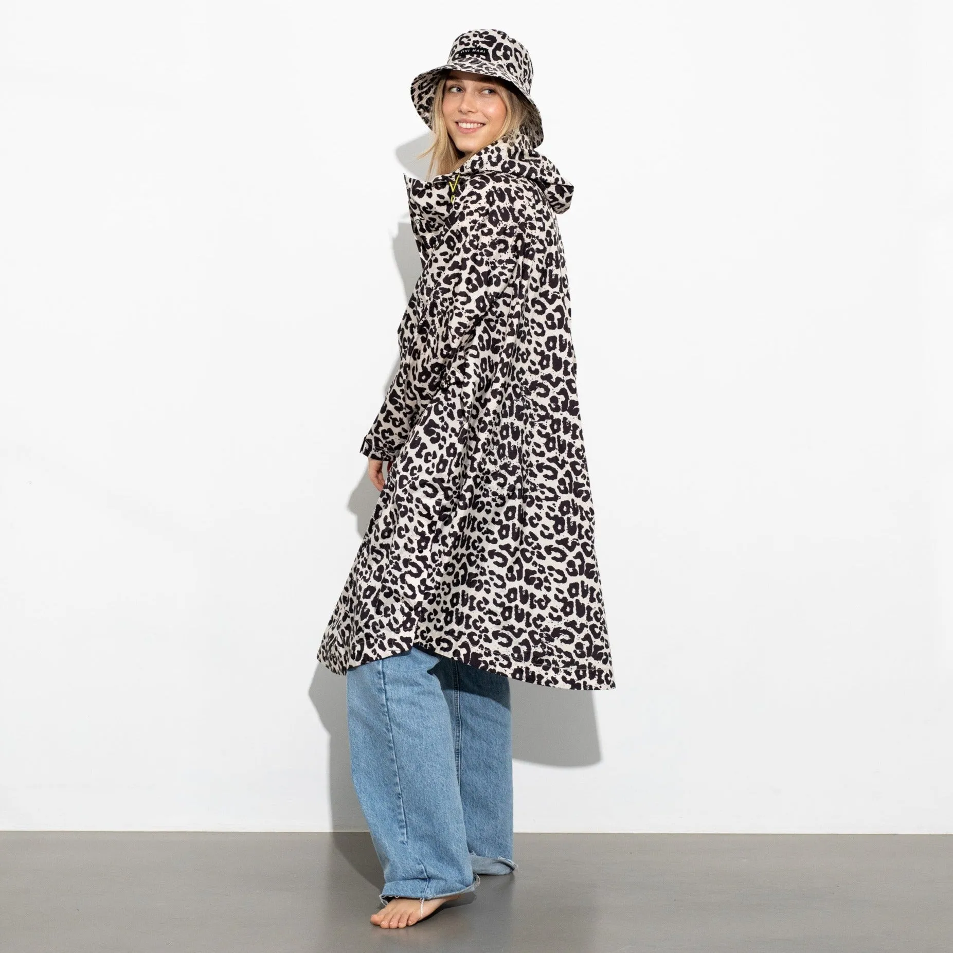 Raincoat leo splashes black/sand